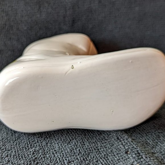 REDUCED Vintage Baby-Themed Yesteryear Boot Vase/Planter c mid-1970s - Picture 6 of 8